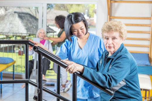 How Does Physical Therapy Help Seniors?